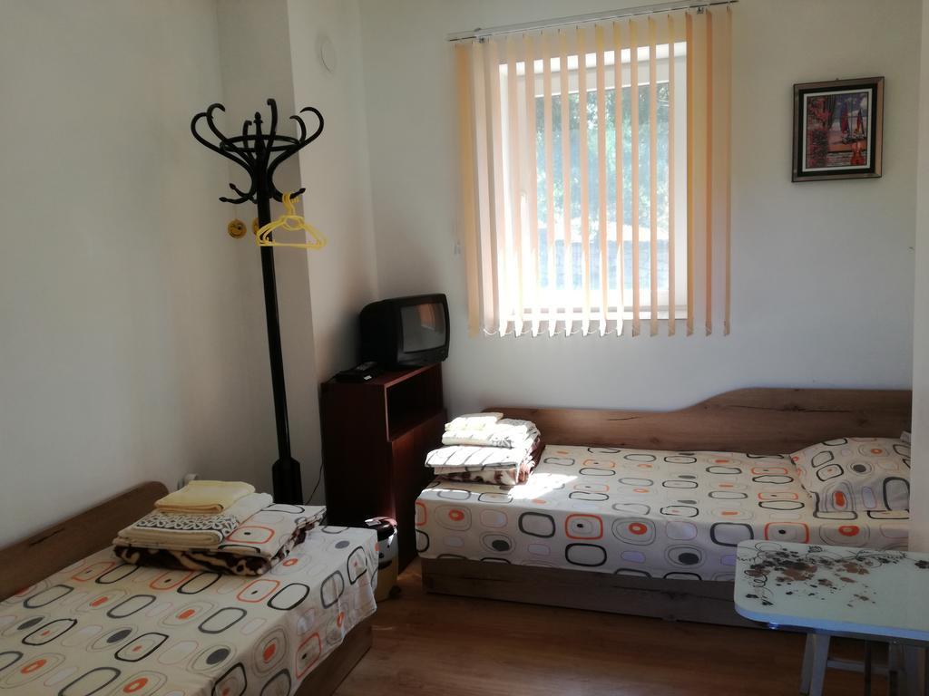 Divna Guest House Kruszuna Zewnętrze zdjęcie